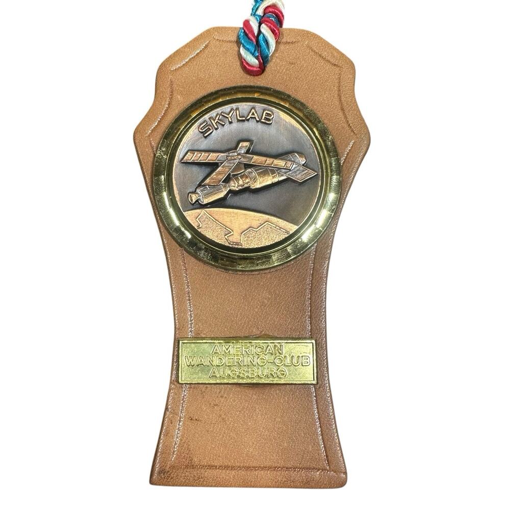 Vtg Deschler Munchen 1990 Medal Skylab NASA on Hanging Cord Augsburg Germany
